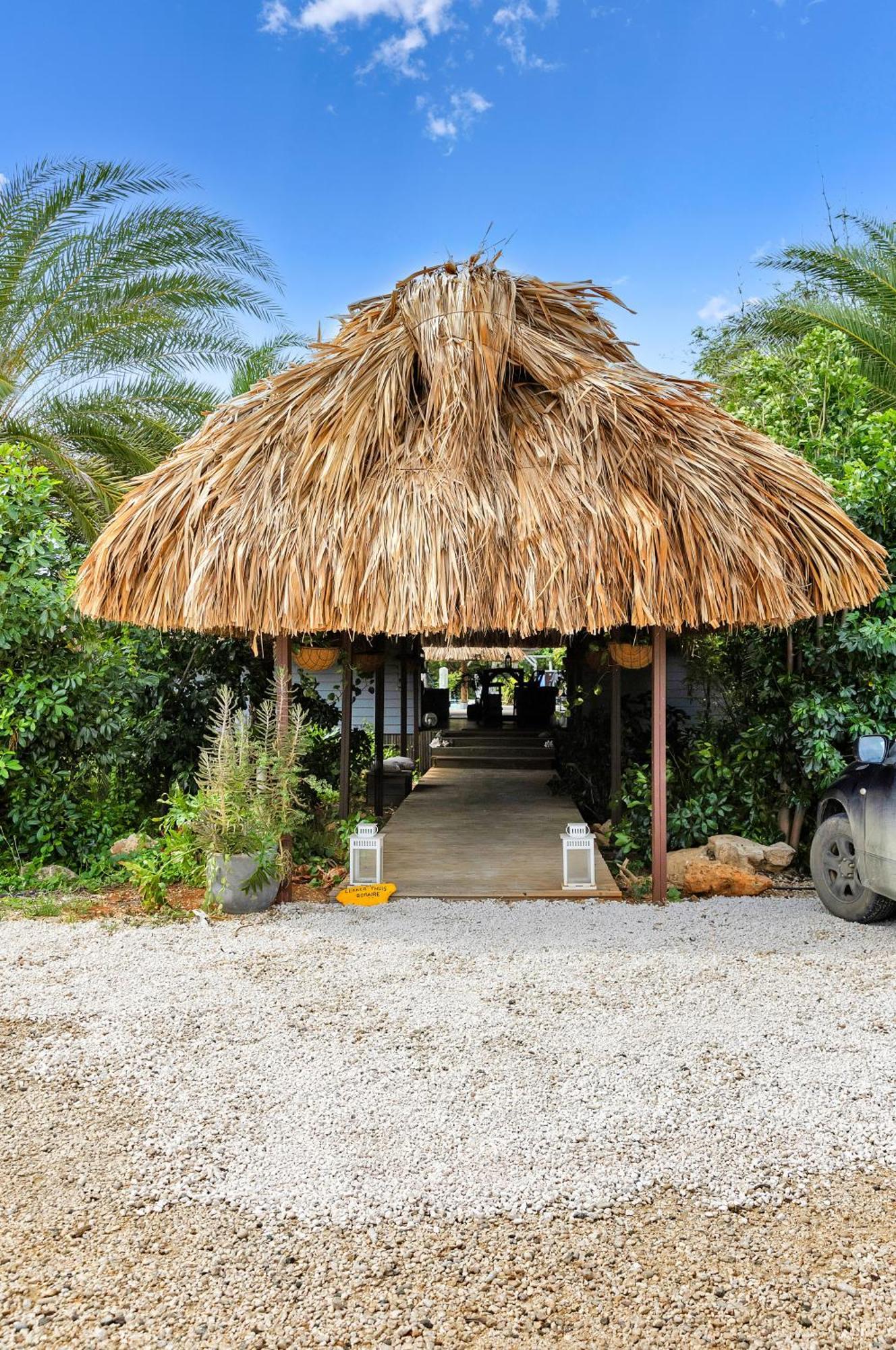 Red Palm Village Кралендейк Экстерьер фото